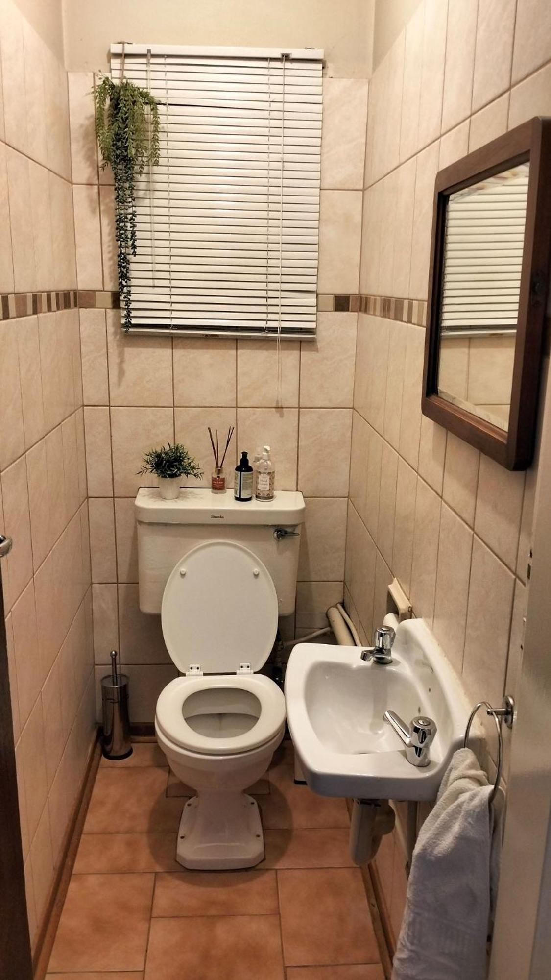 Anri Guesthouse Bloemfontein Extérieur photo