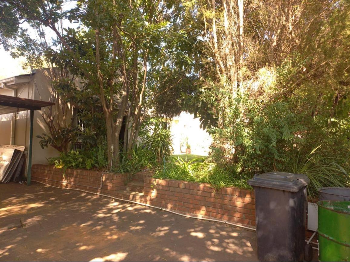 Anri Guesthouse Bloemfontein Extérieur photo