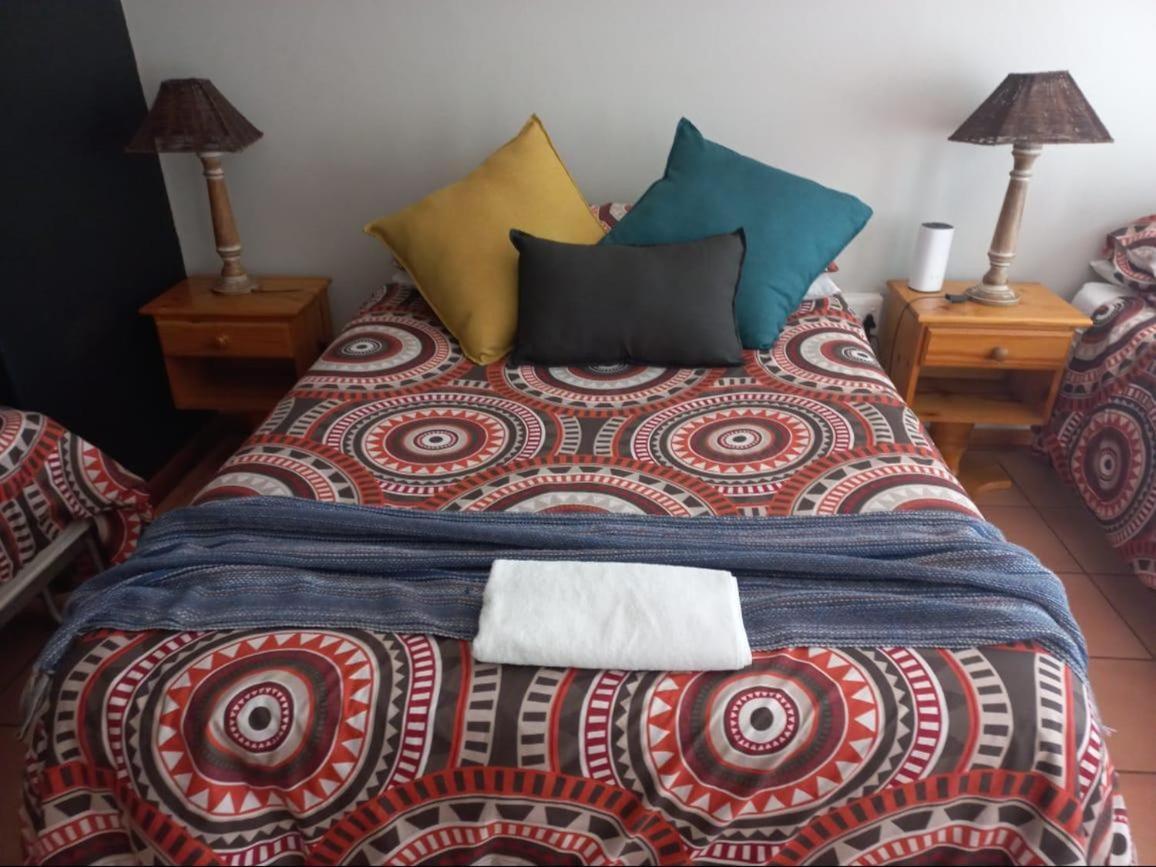 Anri Guesthouse Bloemfontein Extérieur photo