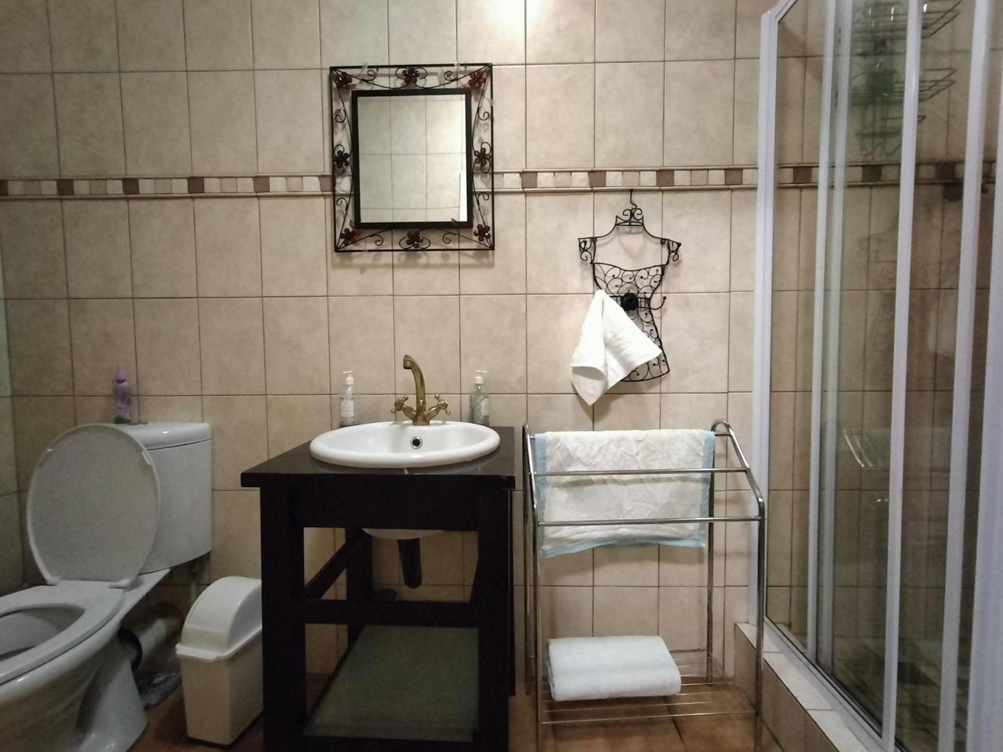 Anri Guesthouse Bloemfontein Extérieur photo