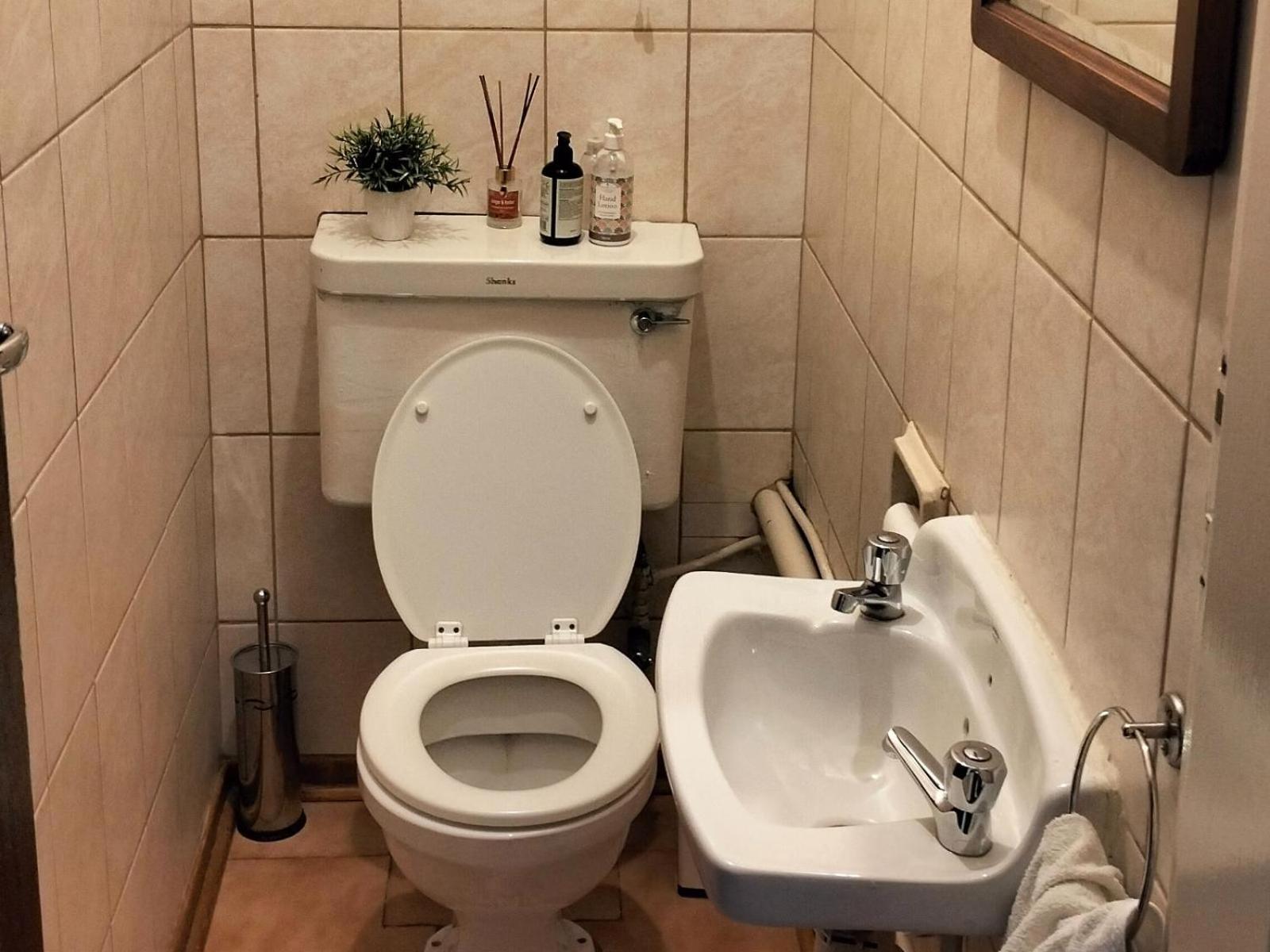 Anri Guesthouse Bloemfontein Extérieur photo