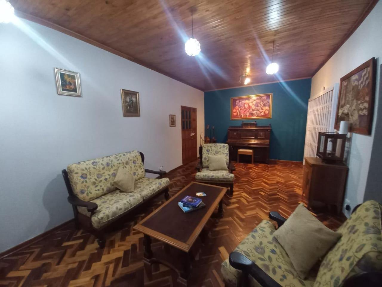 Anri Guesthouse Bloemfontein Extérieur photo